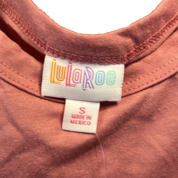 LALAROE Simply Comfortable Tee Shirt,Multi Sizes, 60% Cotton, 40% Polyester - Picture 3 of 5